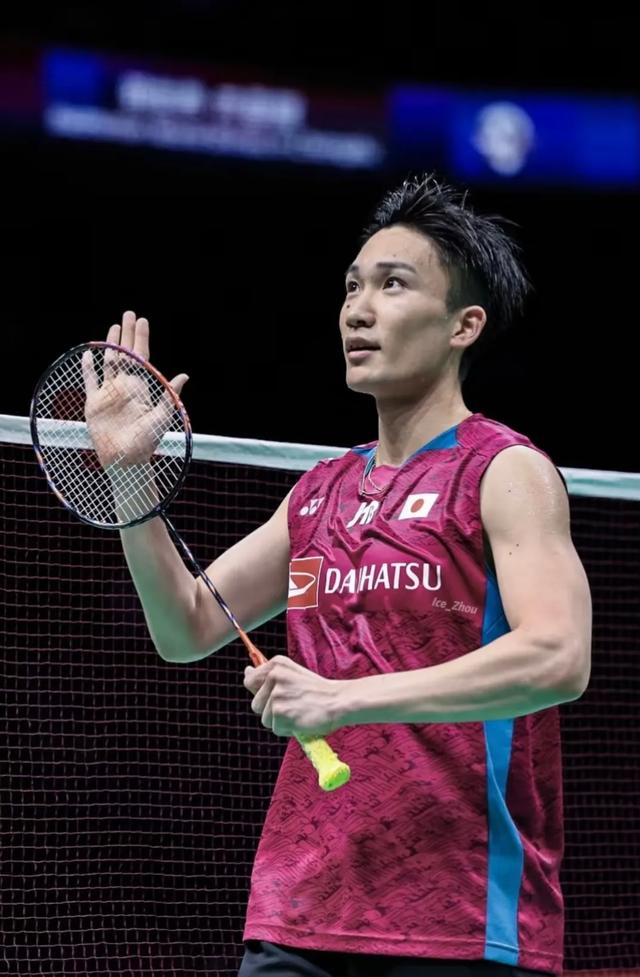 丹麦队鏖战马来西亚队，桃田贤斗扛起全队