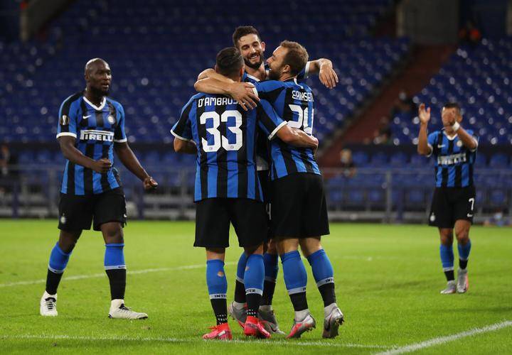 那不勒斯逆转国际米兰，法比尼奥扛起全队