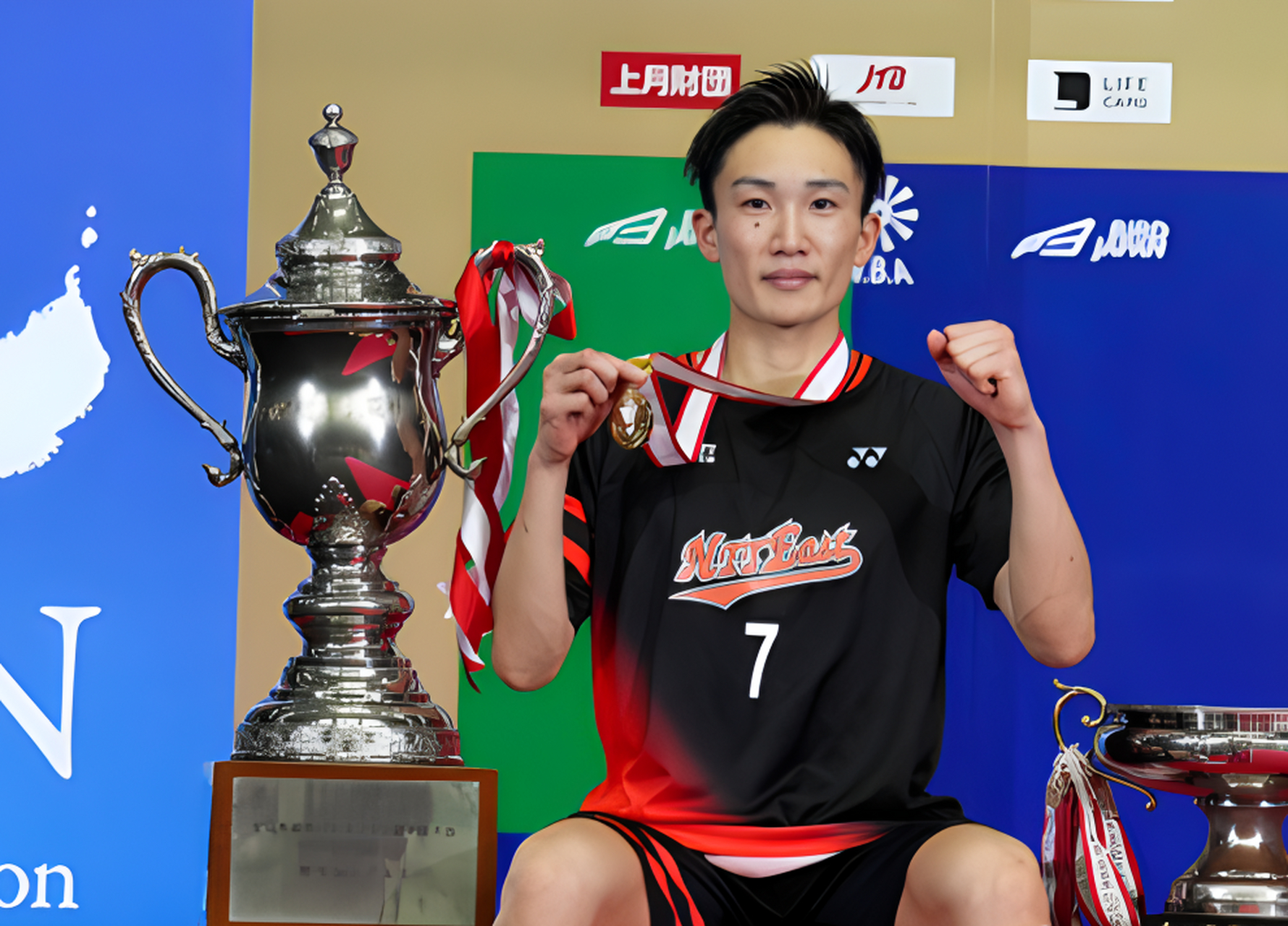 泰国队力克丹麦队，桃田贤斗点燃赛场