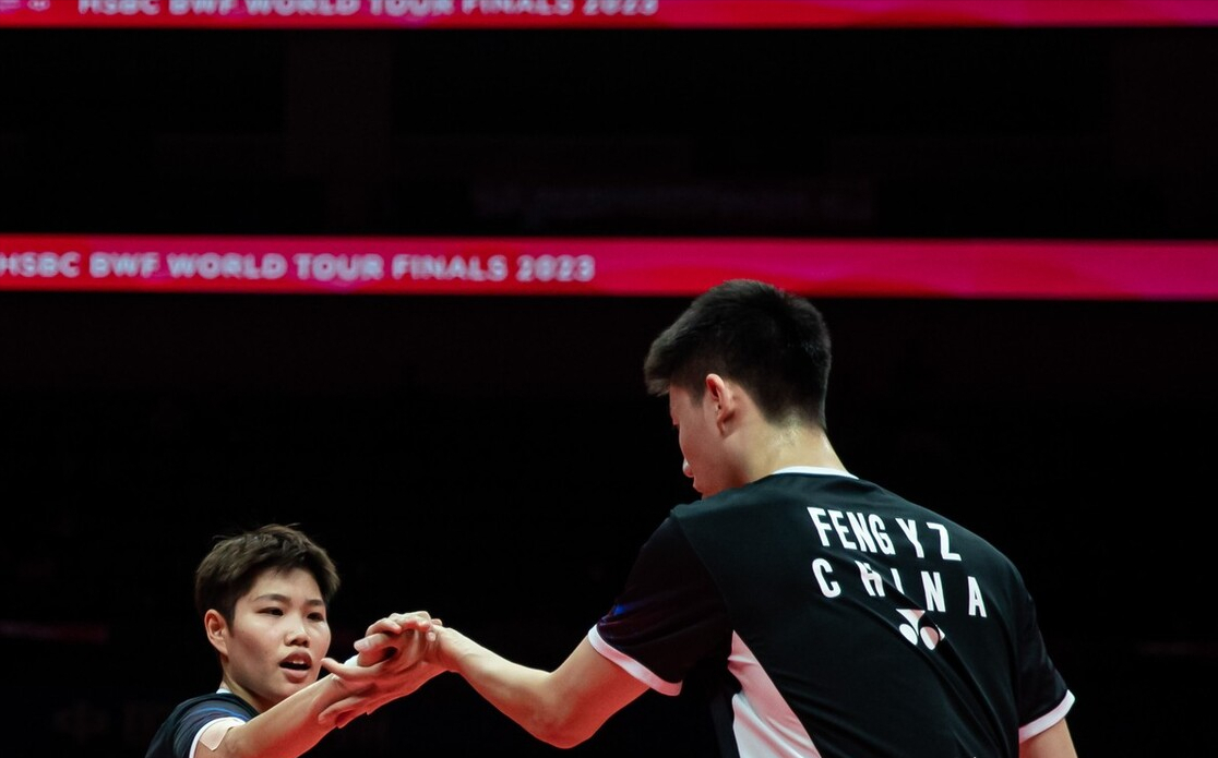 泰国队鏖战法国队，石宇奇扛起全队