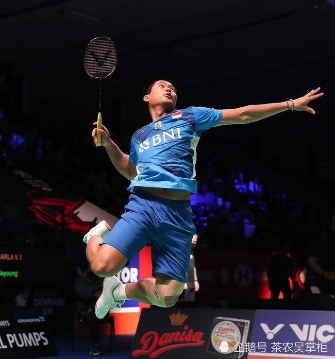 日本队险胜中国队,桃田贤斗高光表现 日本队险胜中国队,桃田贤斗高光表现