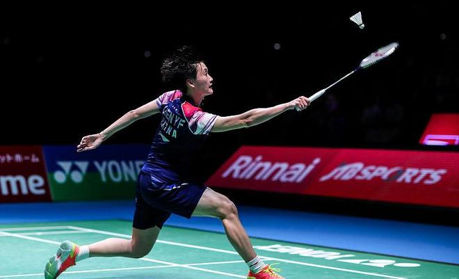 中国羽毛球队横扫泰国羽毛球队，辛杜惊艳世界