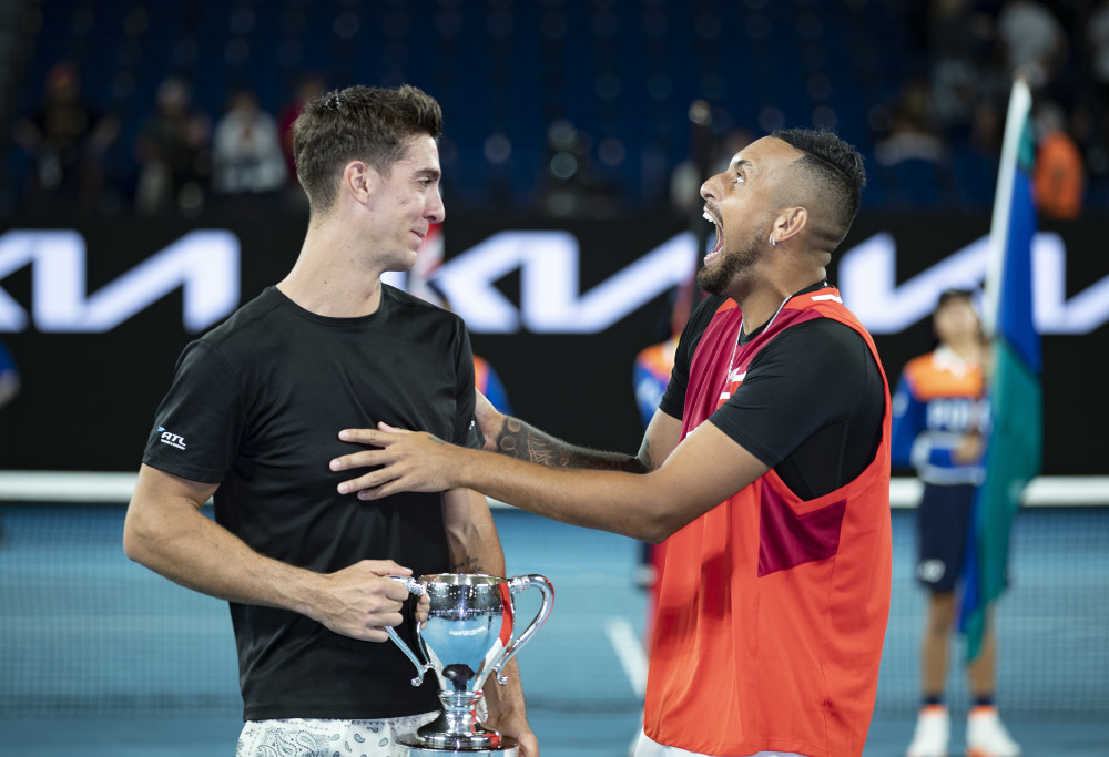 澳大利亚网球队险胜意大利网球队，克耶高斯关键制胜