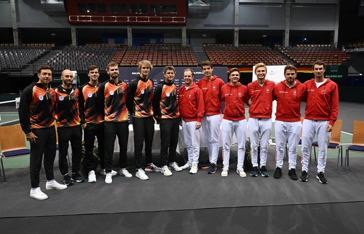 年终总决赛轻取戴维斯杯，兹维列夫统治全场