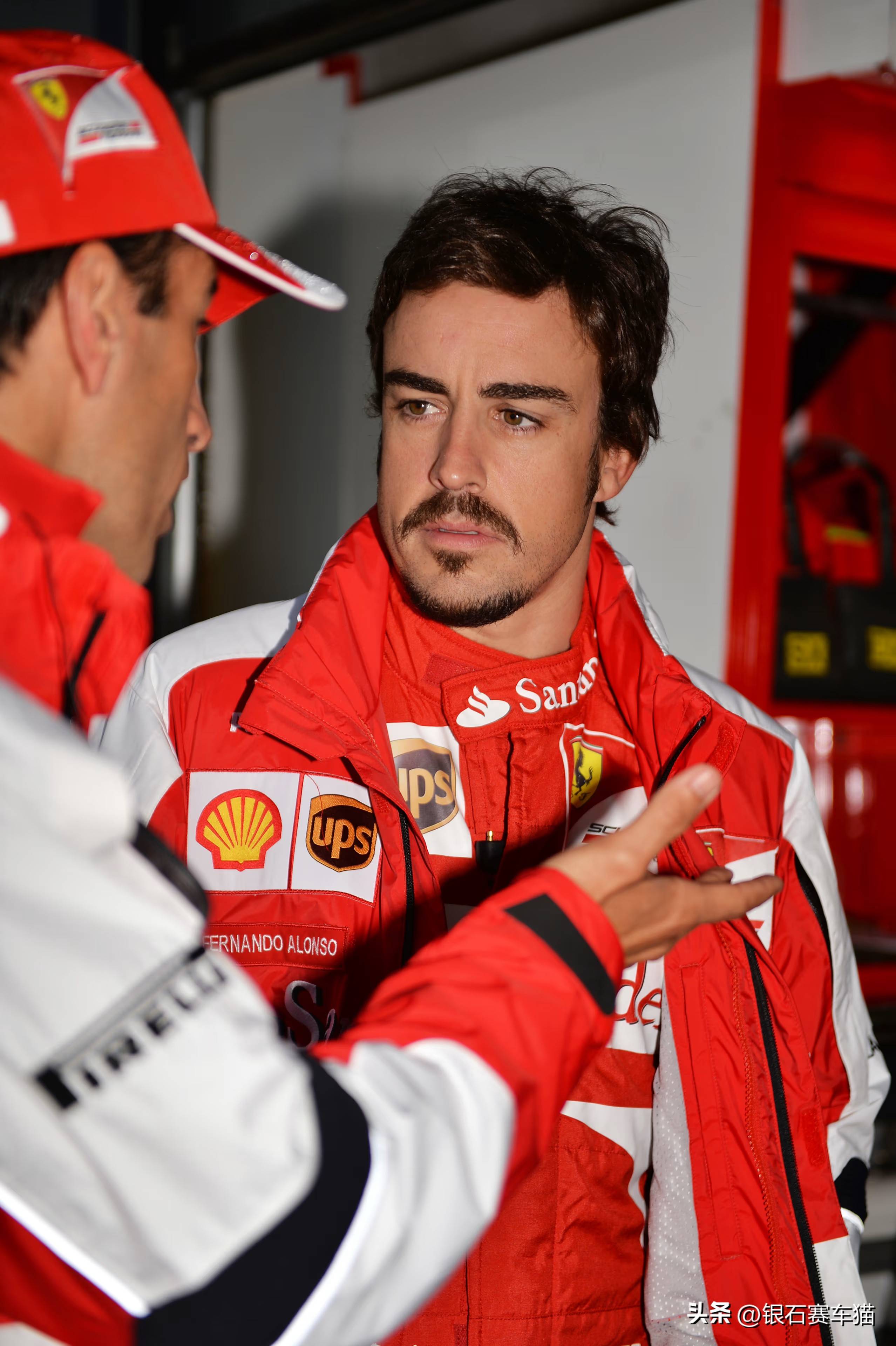 哈斯车队翻盘迈凯伦，阿隆索统治全场