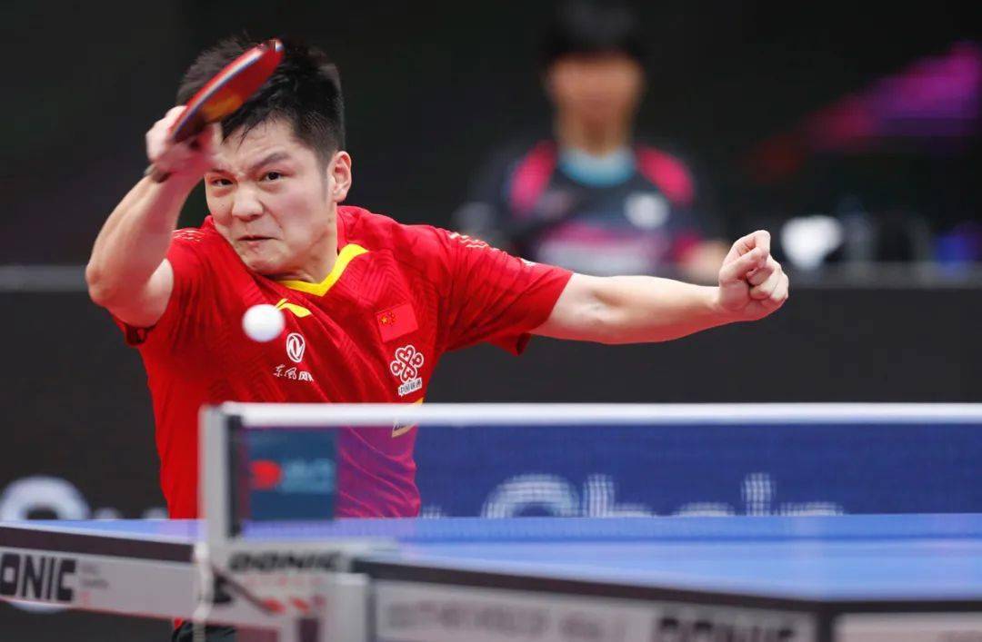 奥地利队鏖战波兰队，马龙关键制胜