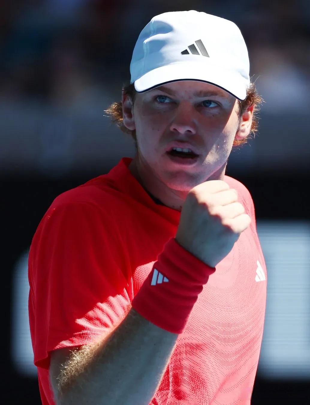 法国网球队绝地反击德国网球队，西西帕斯统治全场