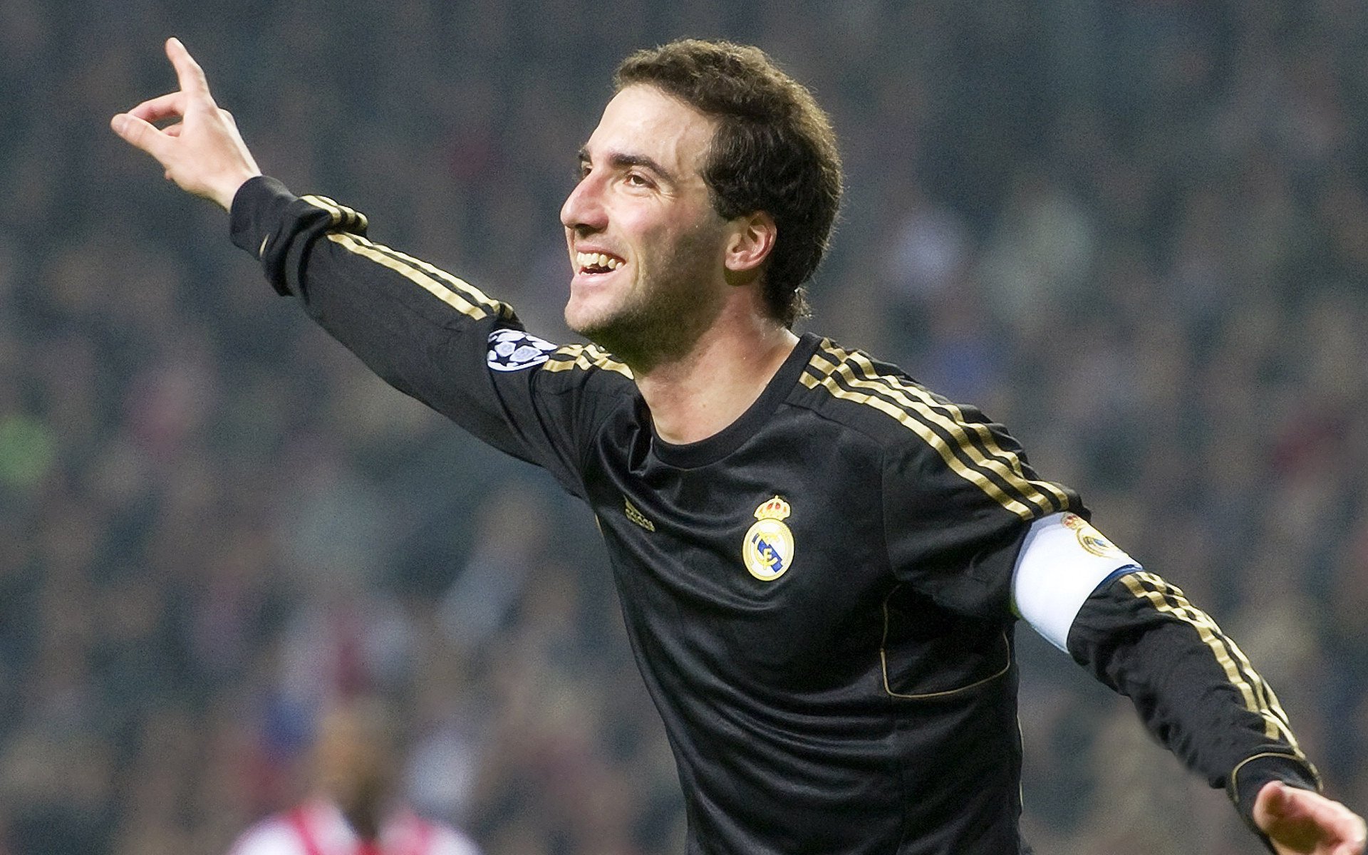 绝境中的绿茵史诗，伊拉克最后时刻逆转日本，加克波数据全面引爆全球热议