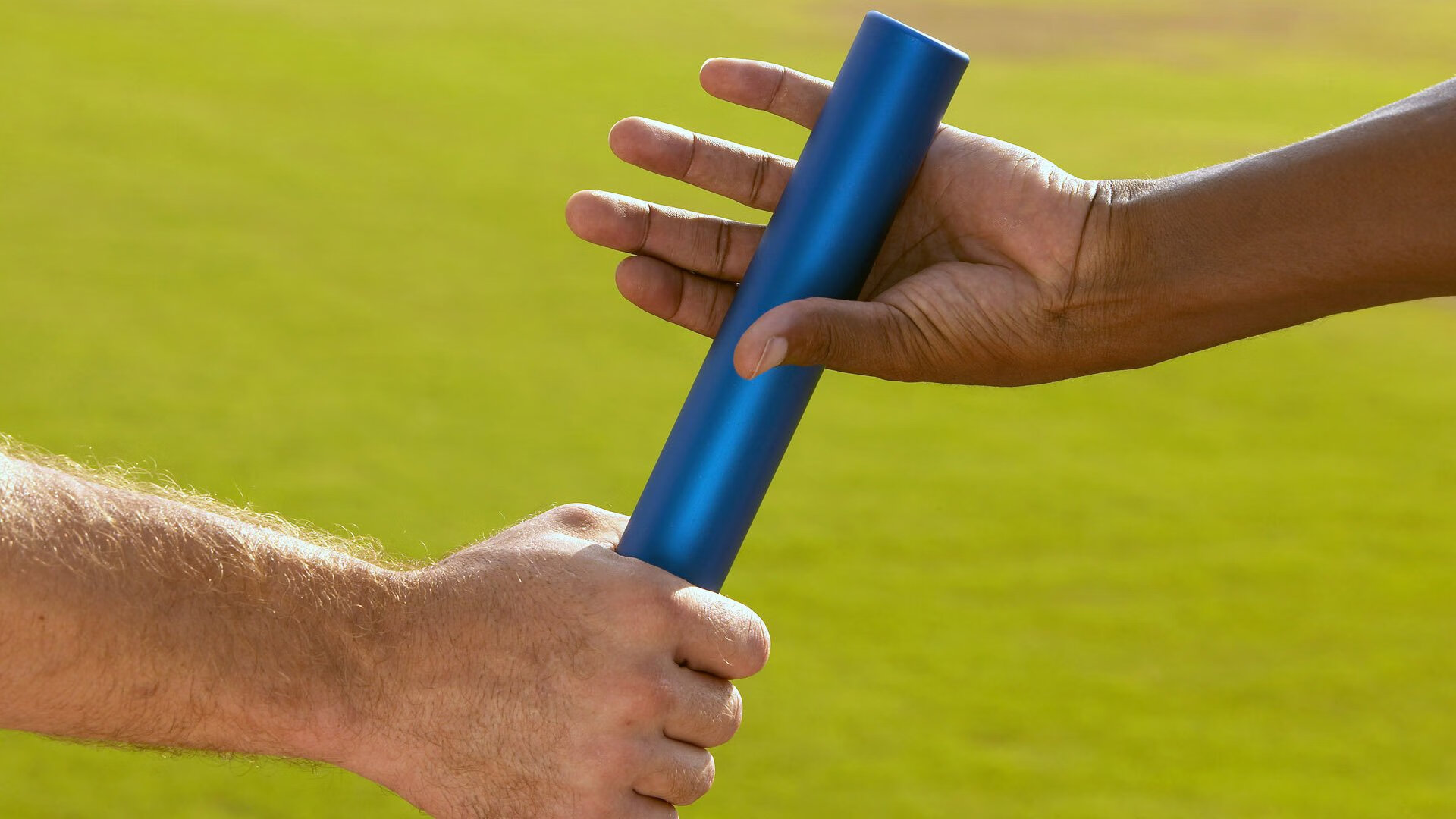 跨界传奇，当曼城基因注入NBA赛场—阿尔瓦雷斯如何以足球智慧接管季后赛