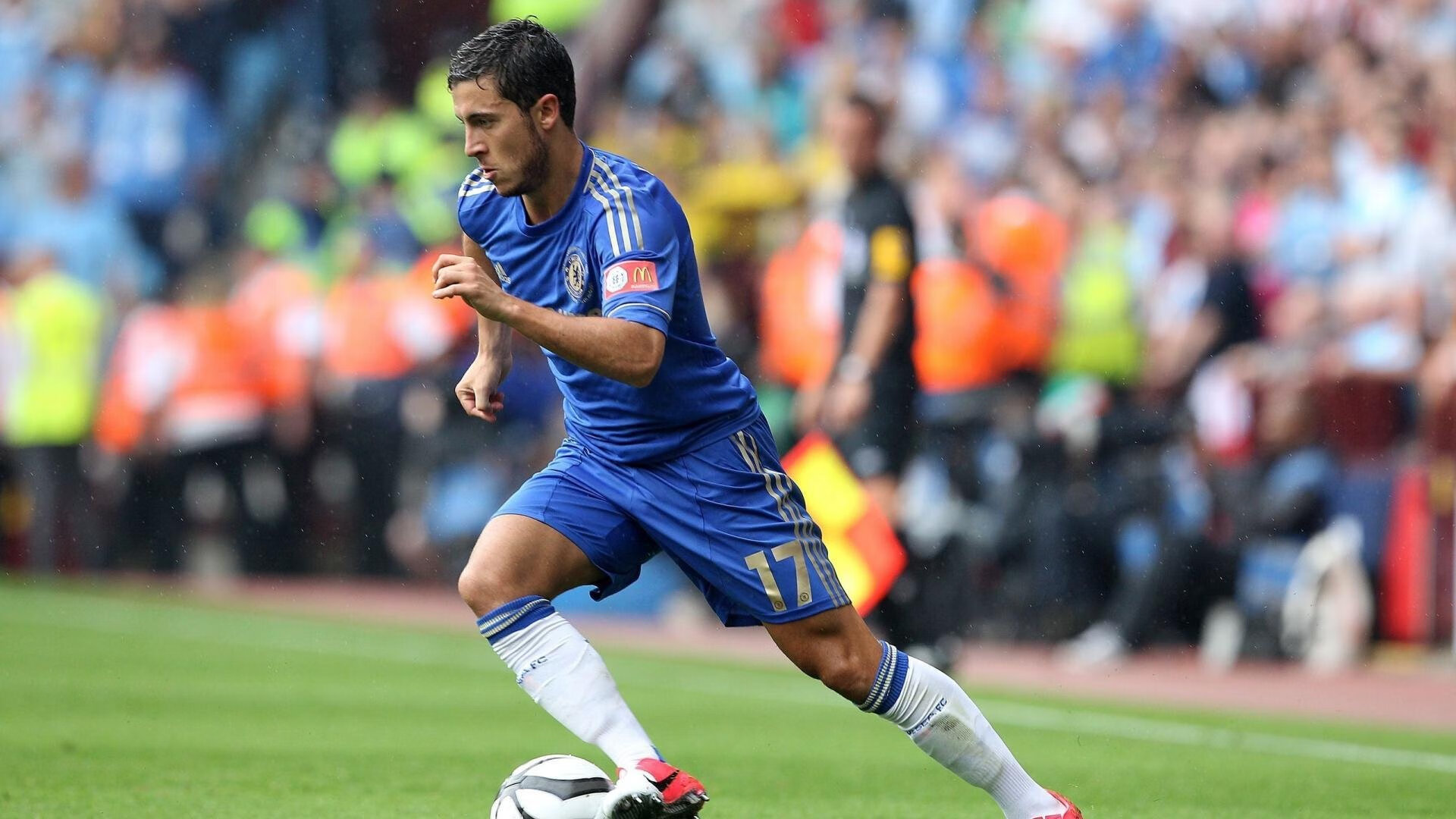 北欧神话降临东瀛，伊布惊艳四座，里昂逆转日本书写绿茵传奇