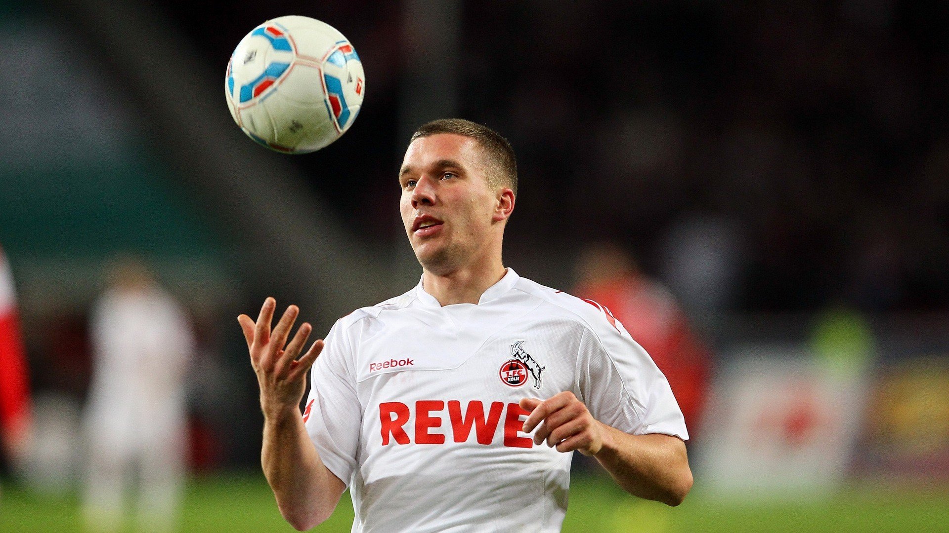 拉什福德欧冠半决赛接管比赛，希腊神话再现？曼联险胜塞维利亚的背后